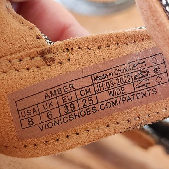 Vionic Amber Triple Strap Sandal Women's 8 WIDE Silver Leather Arch Support Shoe - Picture 7 of 8